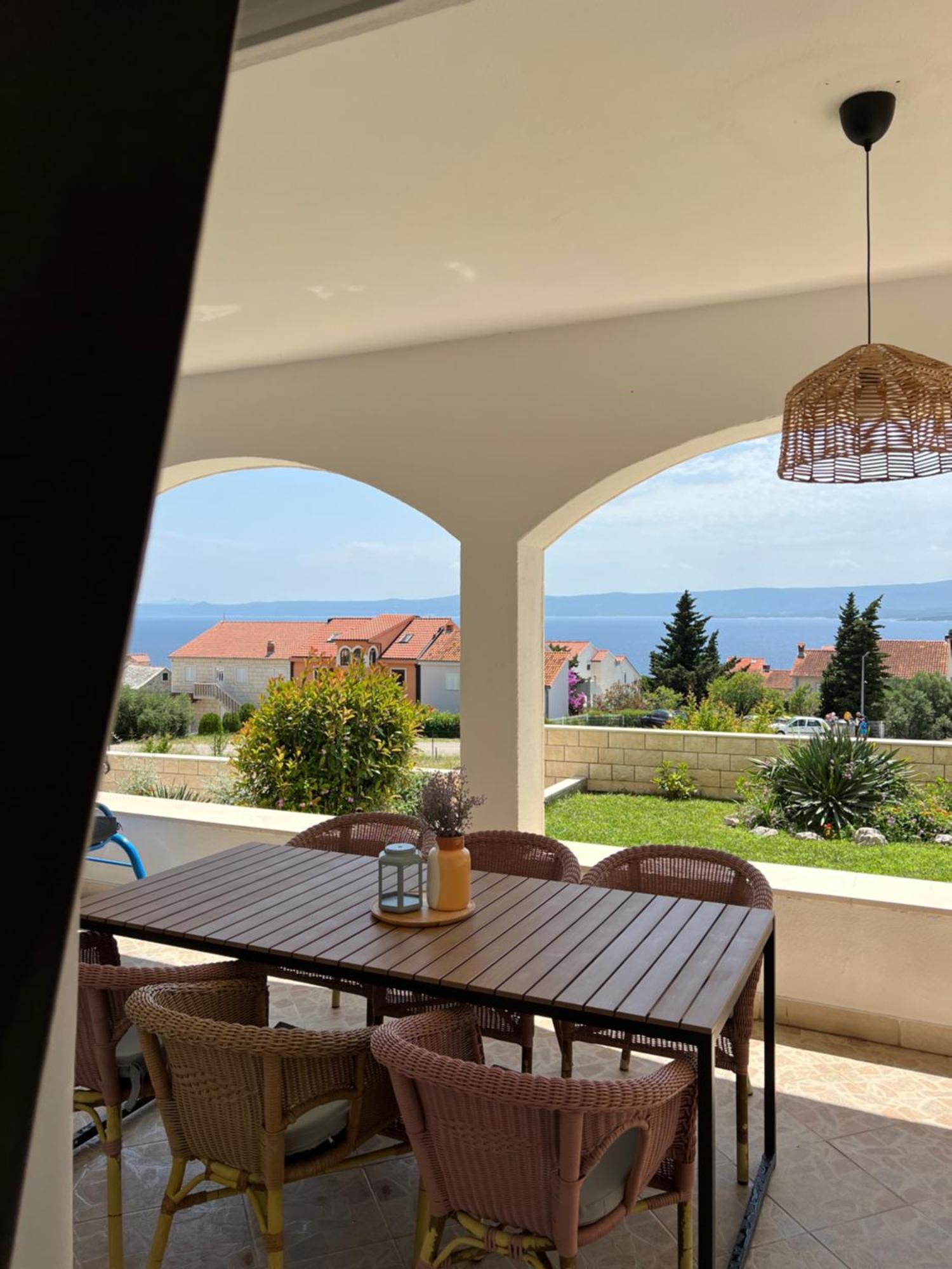 Apartma Mikulic Bol